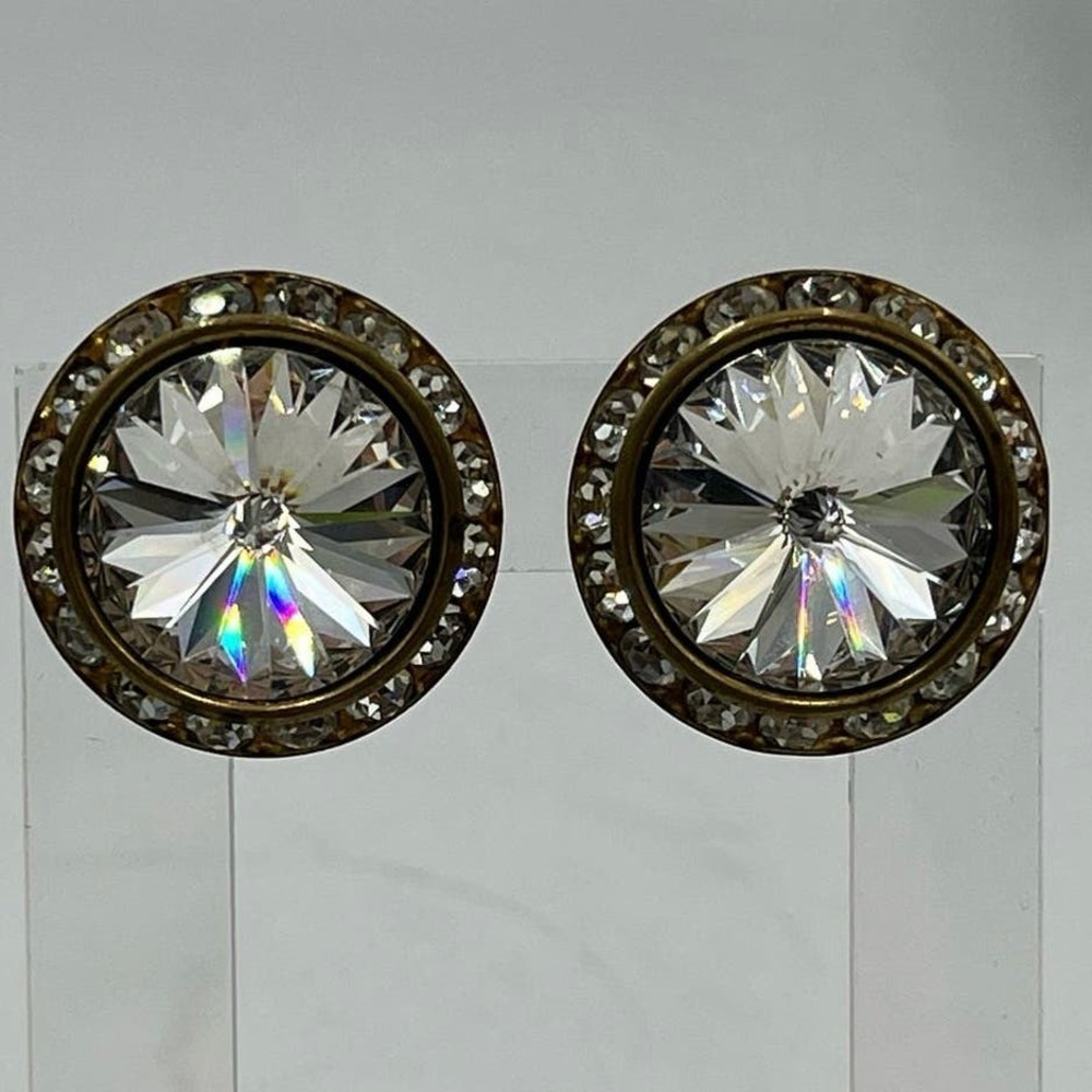 Rivoli Clear‎ Faceted Rhinestone
Pierced Halo Gold Tone Pierced  Earrings